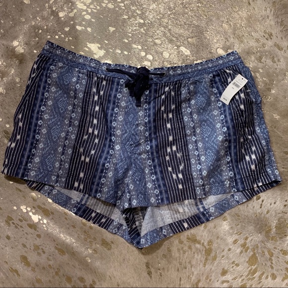 GAP Pants - NWT • blue tribal linen shorts GAP Pants - NWT • blue tribal linen shorts